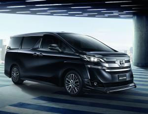 Toyota Vellfire 2015 года